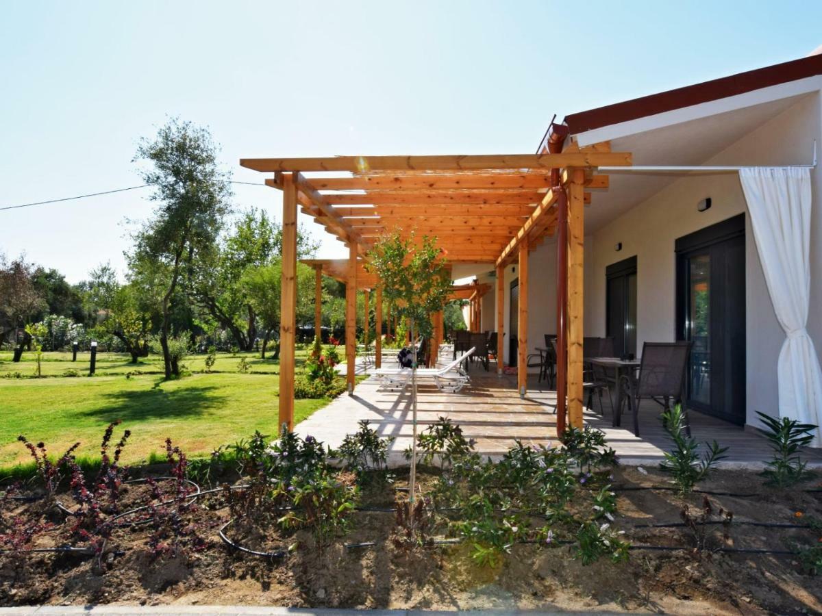 Notos Resort - Tristinika Sithonia Toróni Kültér fotó